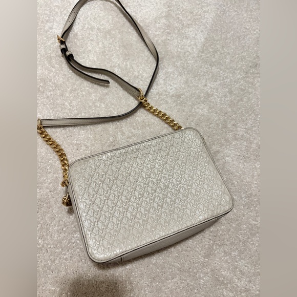 Michael kors nude crossbody bag - Picture 2 of 3